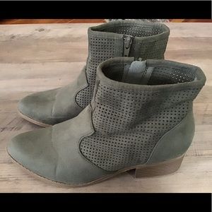 Cute Light Olive Green Faux Suede Booties!